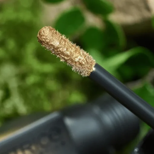 MYSTIC FOREST Metallic Liquid Eyeshadow von Catrice