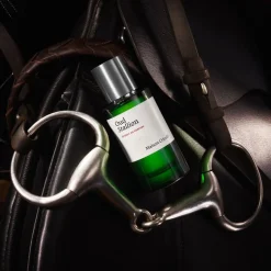 Olfactory Escapes Extrait de Parfum Spray Oud Stallion von Maison Crivelli