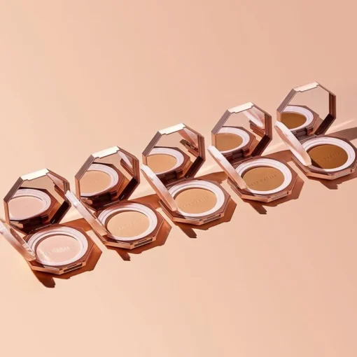 Puder Soft Velvet Pressed Powder von DEAR DAHLIA