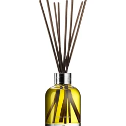Re-Charge Black Pepper Aroma Reeds von Molton Brown