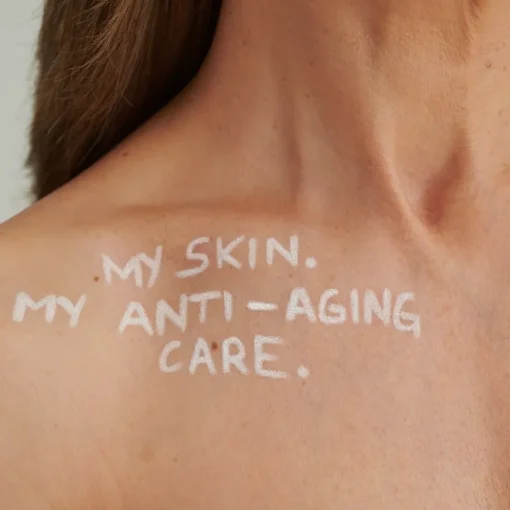 REGENERATION E CREMEMASKE - bei regenerationsbedürftiger Haut von DADO SENS