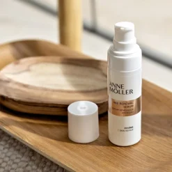 Rosâge Age Renewal Serum von Anne Möller