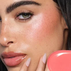 Rouge Blurring Serum Blush von Anastasia Beverly Hills