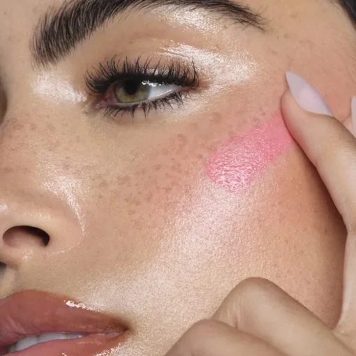Rouge Blurring Serum Blush von Anastasia Beverly Hills