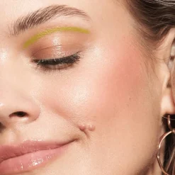 Rouge Blush Affair von Catrice