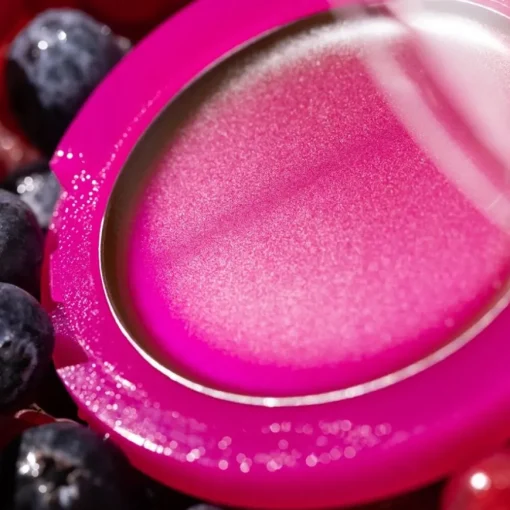 Rouge Juicy Berry Tinted Lip & Cheek Balm von Essence