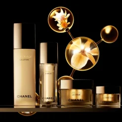 SEREN SUBLIMAGE LE SÉRUM Chanel Sublimage Le Sérum das ultimative Serum: regeneriertr und stärkt die Hautdichte von CHANEL
