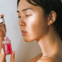 Serum Peel Hyaloron Intense Peel Serum von MÁDARA