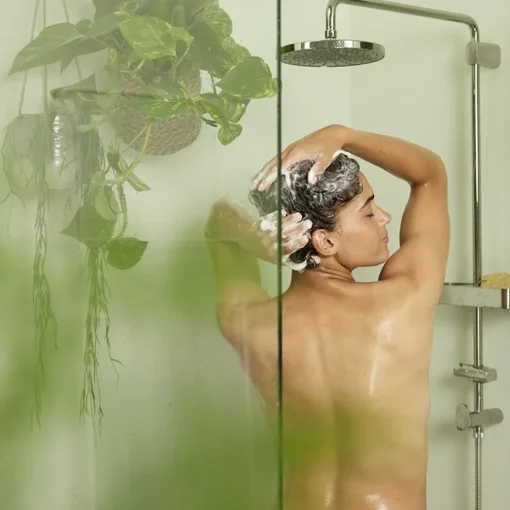 Shampoo Festes Shampoo Feuchtigkeit & Glanz Für normales bis trockenes Haar von Weleda