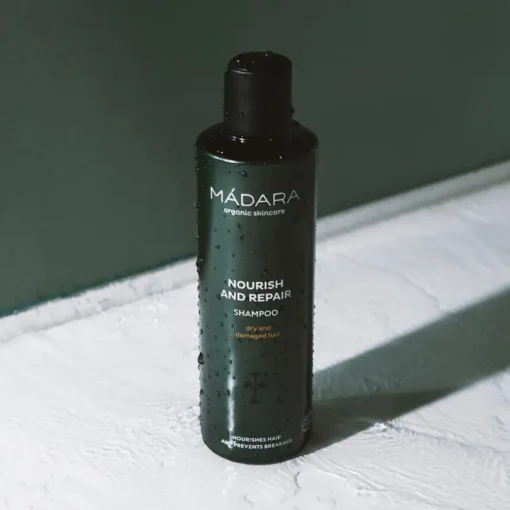 Shampoo Nourish & Repair Shampoo von MÁDARA
