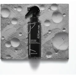 Shu Style Tsuki Shape Blow Dry Spray von Shu Uemura
