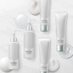 Silky Purifying Cleansing Gel von SENSAI