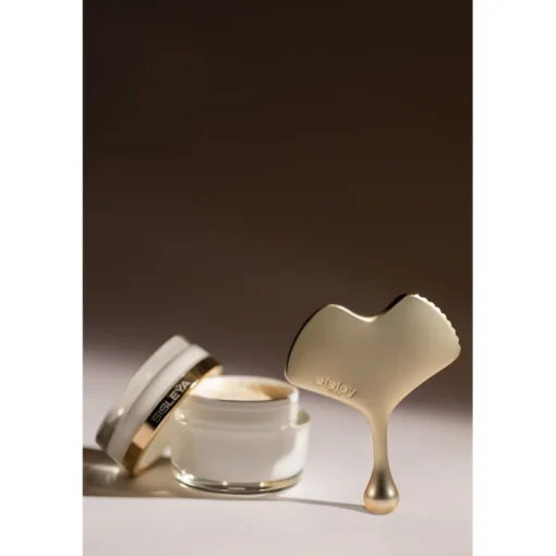 Sisley Ginkgo Gua Sha