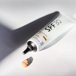 Sonnenschutz Plant Stem Cell Age-Defying Face Sunscreen SPF 30 von MÁDARA