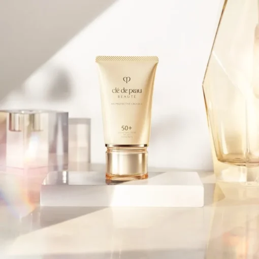 Sonnenschutz UV Protectrive Cream SPF 50+ PA++++ von Clé de Peau Beauté