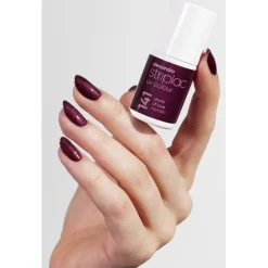 Striplac UV Colour UV Nagellack von Alessandro