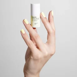 Striplac UV Colour UV Nagellack von Alessandro