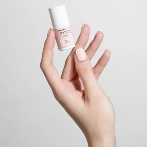 Striplac UV Colour UV Nagellack von Alessandro