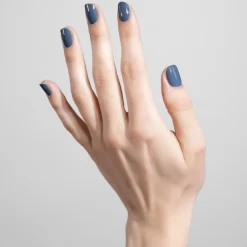 Striplac UV Colour UV Nagellack von Alessandro