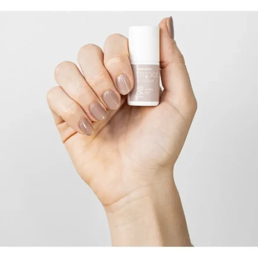 Striplac UV Colour UV Nagellack von Alessandro