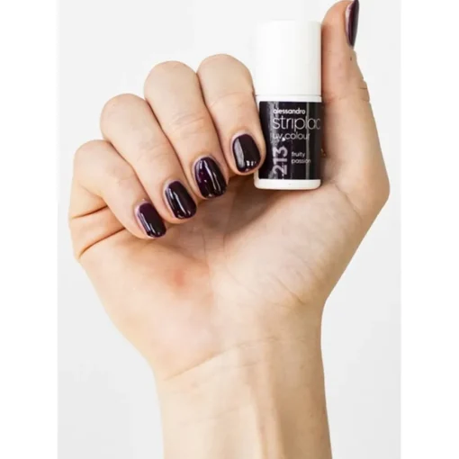Striplac UV Colour UV Nagellack von Alessandro