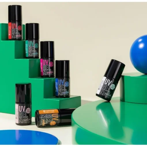 Studio Nails UV GEL NAIL Polish von Essence