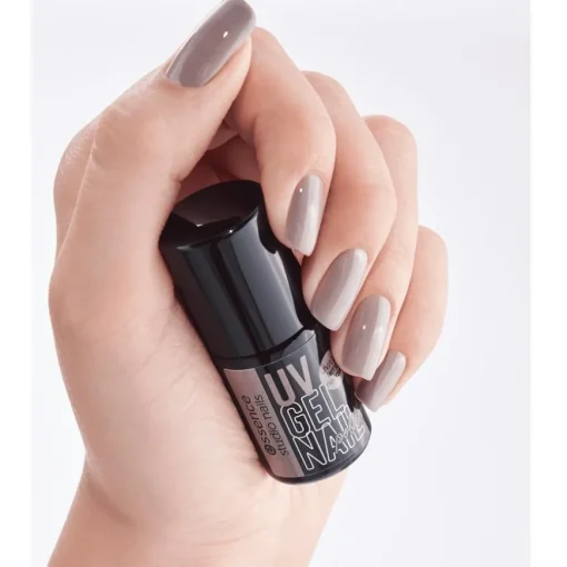 Studio Nails UV GEL NAIL Polish von Essence