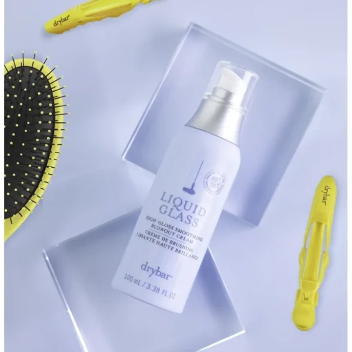 Styling & Finishing Liquid Glass High-Gloss Smoothing Blowout Cream von Drybar