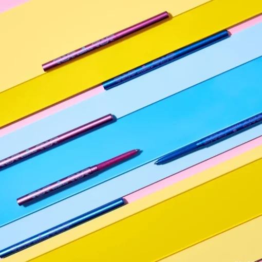 Superman Duochrome Eyepencil von Essence