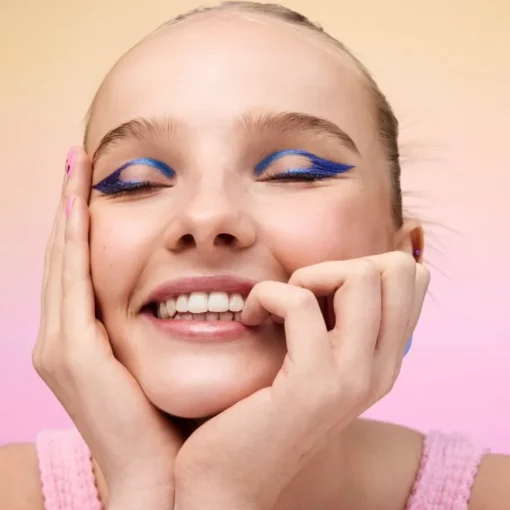 Superman Duochrome Eyepencil von Essence