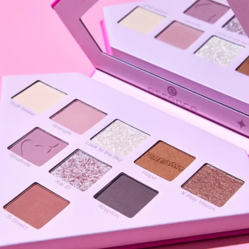 Superman Eyeshadow Palette von Essence