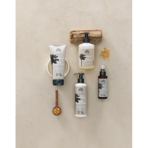 Sweet Ginger Flower Nourishing Hand Cream von Urtekram