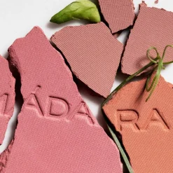 Teint MAGNETIC BLUSH Mineral Cheek Blusher von MÁDARA