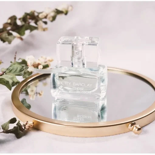 Tender Blossom Eau de Toilette Spray von Betty Barclay