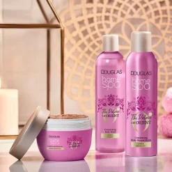 The Palace of Orient Body Scrub von Douglas Collection