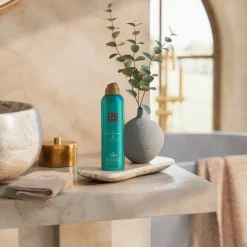 The Ritual Of Karma Foaming Shower Gel von RITUALS