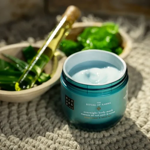 The Ritual Of Karma Overnight Body Mask von RITUALS