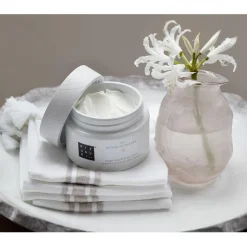 The Ritual Of Sakura Body Cream von RITUALS
