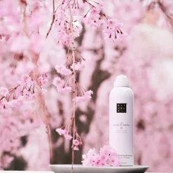 The Ritual Of Sakura Foaming Shower Gel von RITUALS
