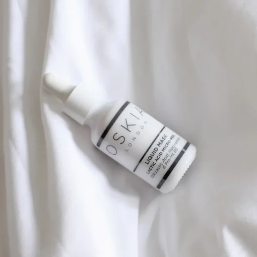 Treatment Liquid Mask von OSKIA LONDON