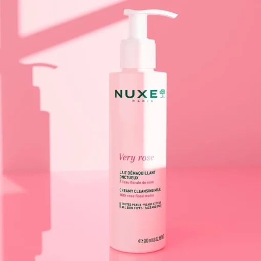 Very Rose Creamy Cleansing Milk von Nuxe