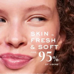 Very Rose Light Cleansing Foam von Nuxe