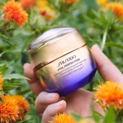 Vital Perfection Uplifting and Firming Advanced Cream Soft von Shiseido