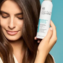 Volume and Vitality Niacinamide Dry Shampoo von Collistar