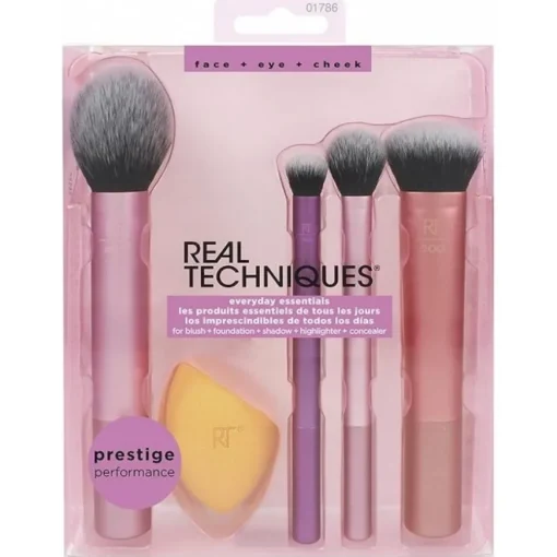 Wangenpinsel Blush Brush von Real Techniques