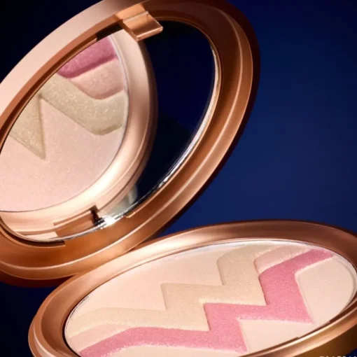 Wonder Woman Multiglow Magic Highlighter von Catrice